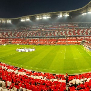 开云体育-钢铁防线铸奇迹，海港主场零封那不勒斯，门神神勇获评全场最佳，钢铁防线铸奇迹，海港主场零封那不勒斯，门神神勇获评全场最佳