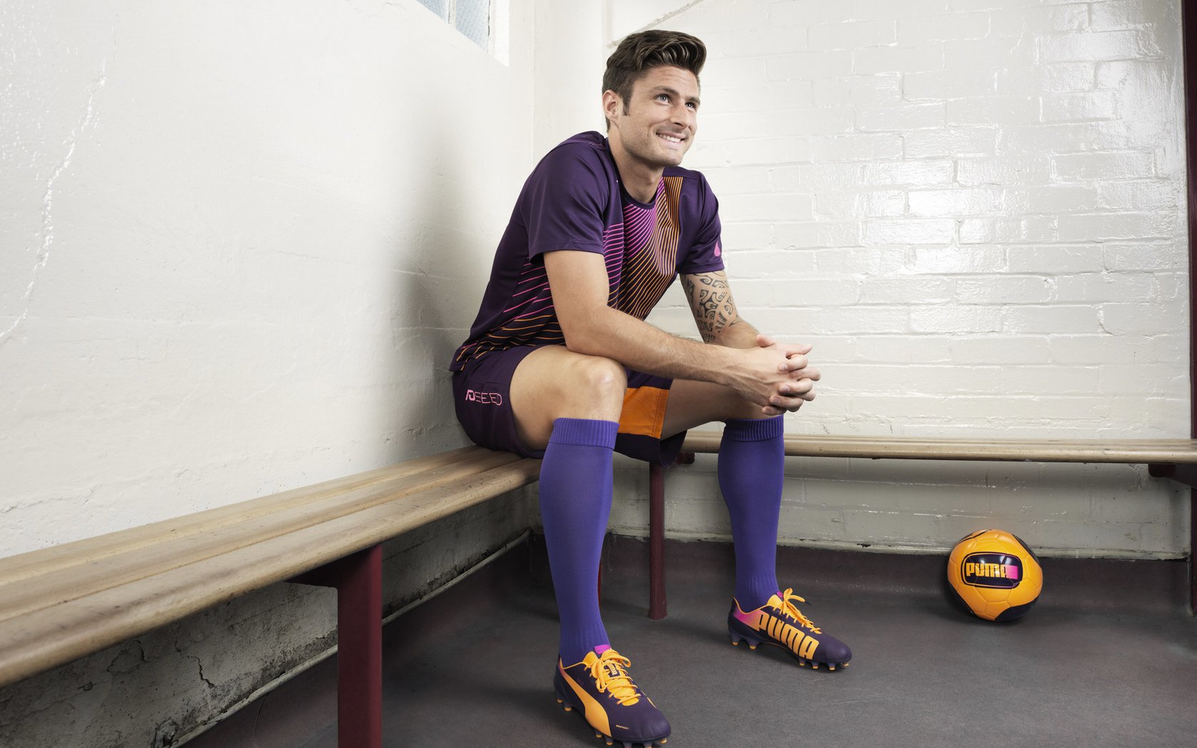 跨界对抗，Karsa暗夜魔王对决科维托娃致命正手，跨界对抗，Karsa暗夜魔王对决科维托娃致命正手